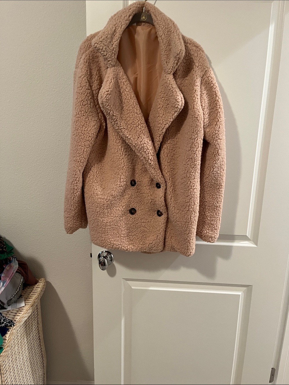 Womenβs Plush Teddy jacket in Blush Pink